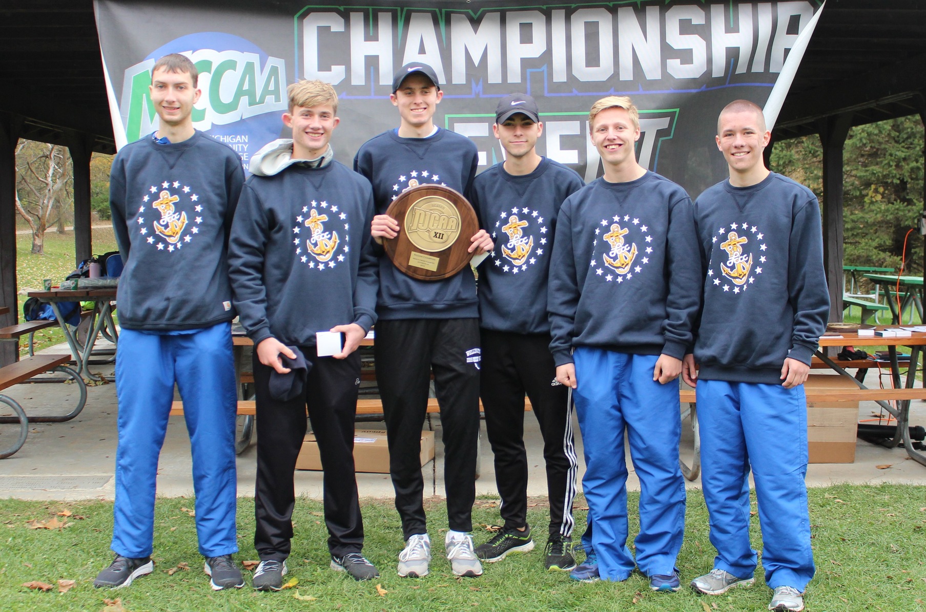 2019 NJCAA Region XII Division III Men's Cross Country Champions: Lorain County Community College Commodores