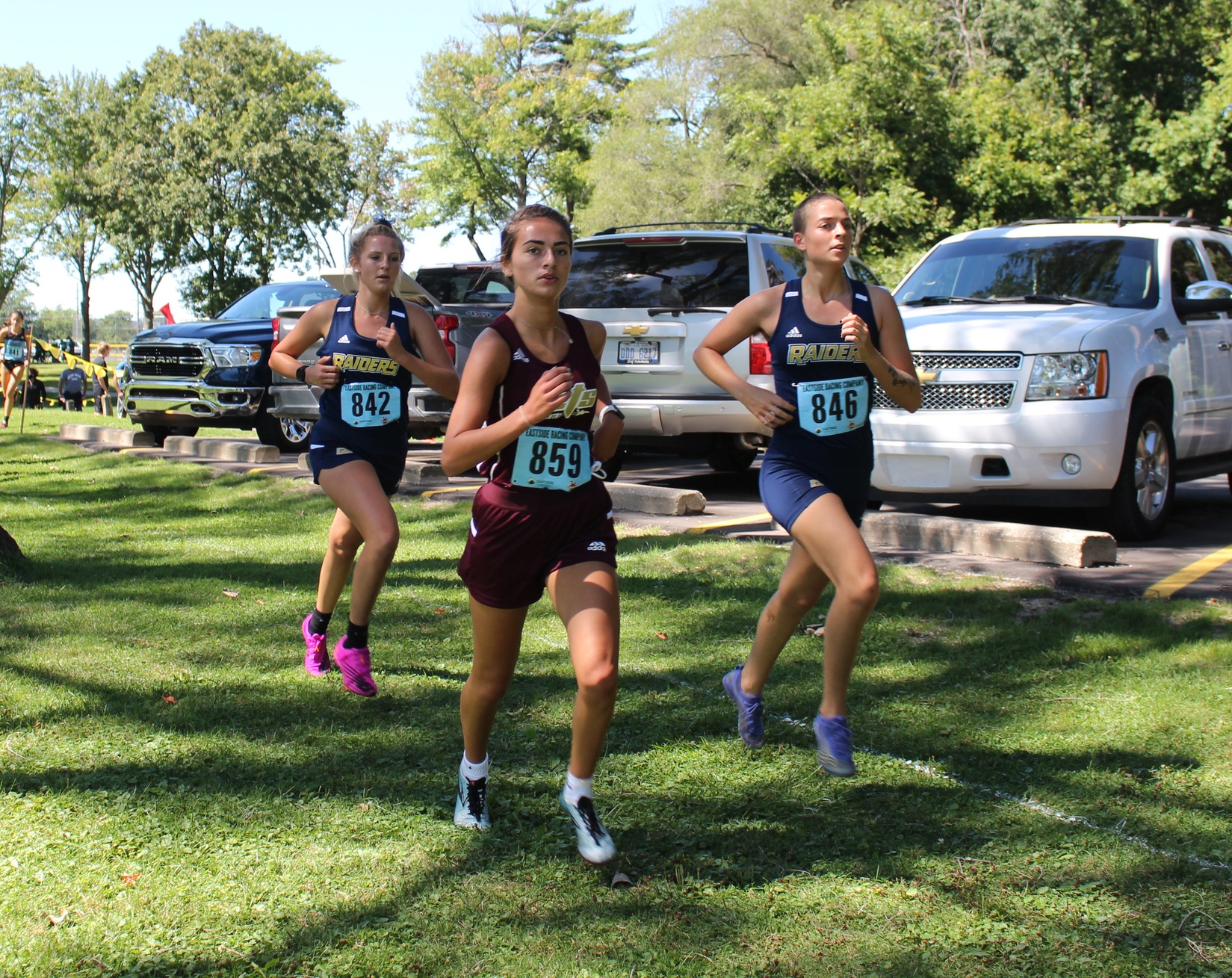 Runners compete at the Skippers Invitational.